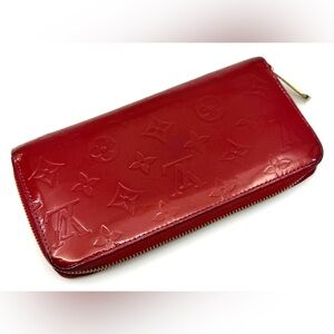 Authentic Louis Vuitton Monogram Vernis Zippy Wallet, Red door Leather M91732